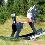 Schaukelpfeld mit Klavierlakierung