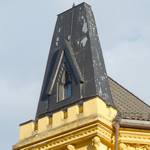 Altes gelbes grosses Haus in Oslo