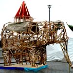 grosser Elefant aus Holzlatten