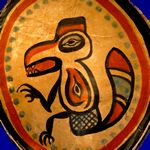 Bunter Vogel auf Holzschild