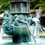 Goerresbrunnen Koblenz unterer Sockel